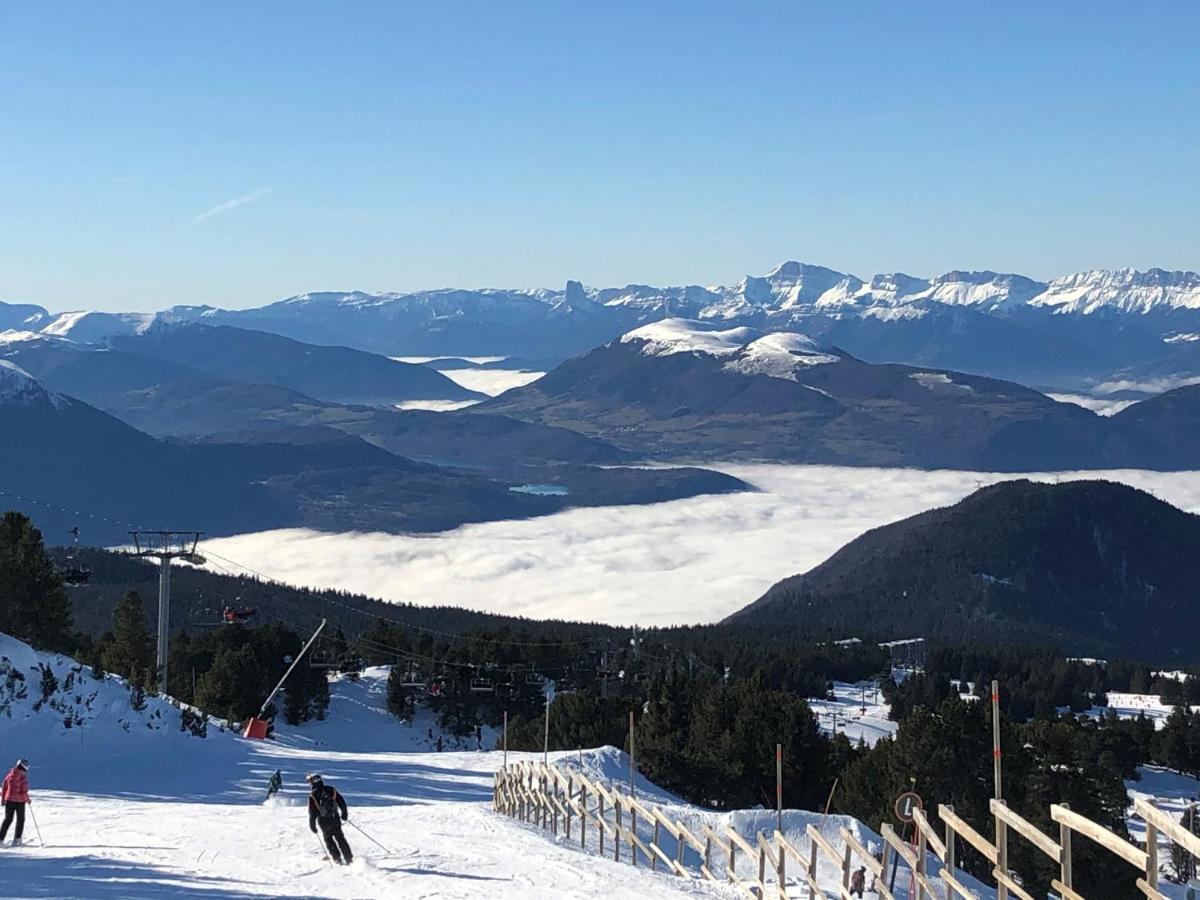 Chamrousse Appart 8 Personnes Au Pied Des Pistes Dış mekan fotoğraf